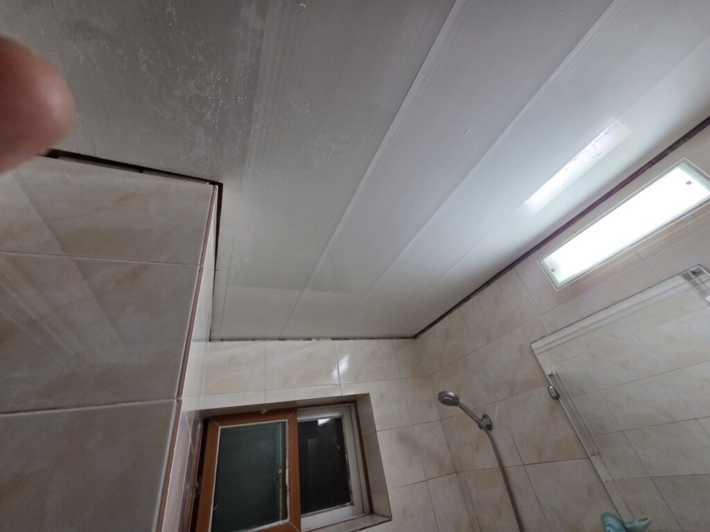 과천 중앙동 단독주택 욕실 리빙보드 시공 14 과천 중앙동 단독주택 욕실 리빙보드 시공 13